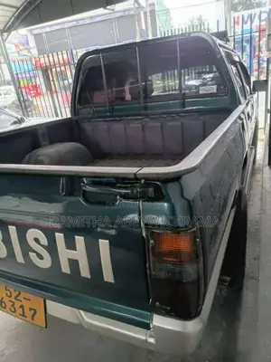 Mitsubishi L200 1992 Pickup (Used)