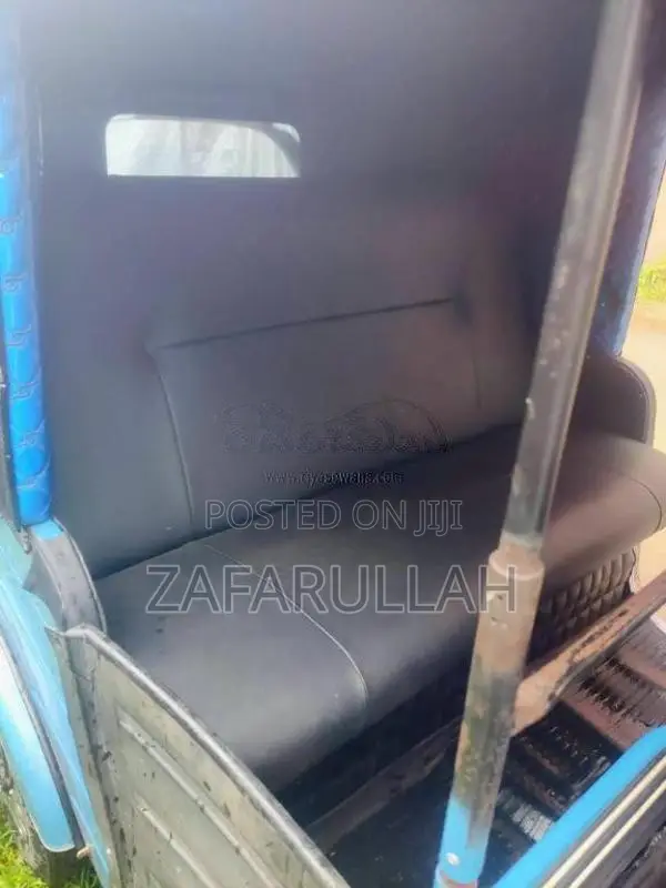 Bajaj 4 stroke 2012 Three Wheel (Used)