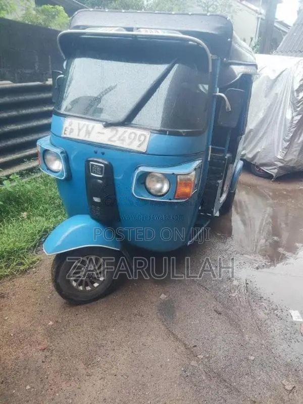 Bajaj 4 stroke 2012 Three Wheel (Used)