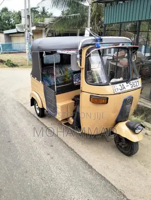 Bajaj RE 2004 Three Wheel (Used)