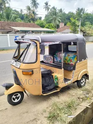 Bajaj RE 2004 Three Wheel (Used)