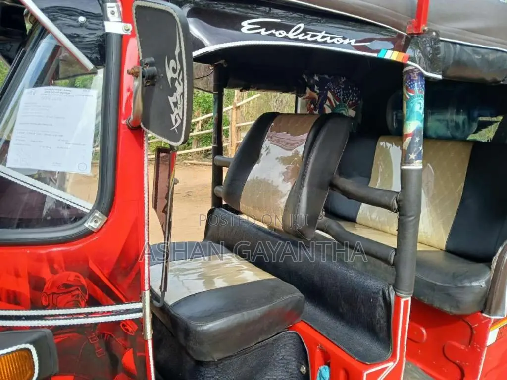 Bajaj 2 Stroke 2006 Three Wheel (Used)