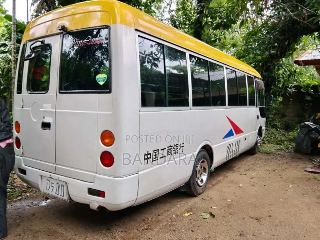 Mitsubishi Rosa 2009 Bus (Used)