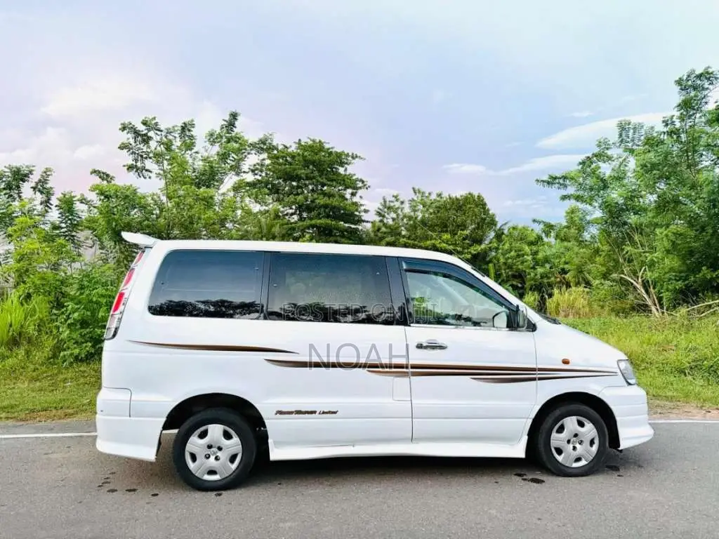 Toyota TownAce Noah 2004 Van (Used)