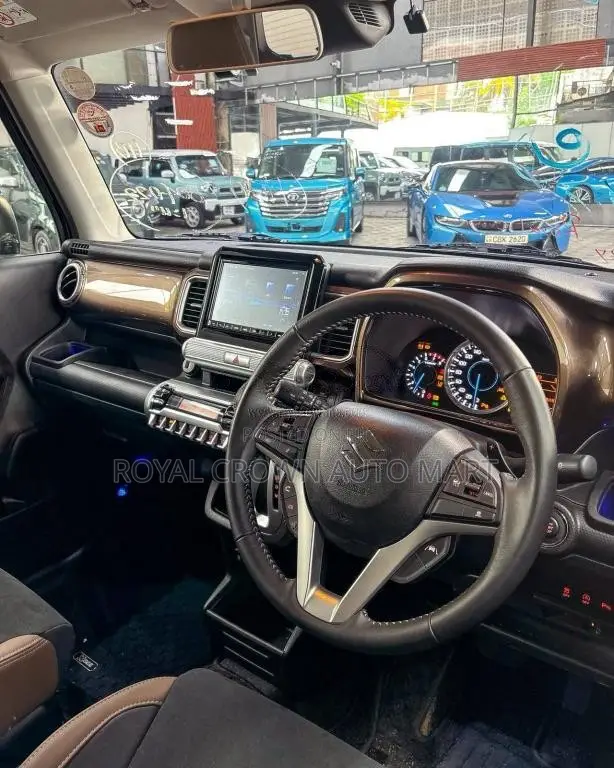 Suzuki XBEE MZ Hybrid Turbo 2024 SUV Unregistered (Recondition)
