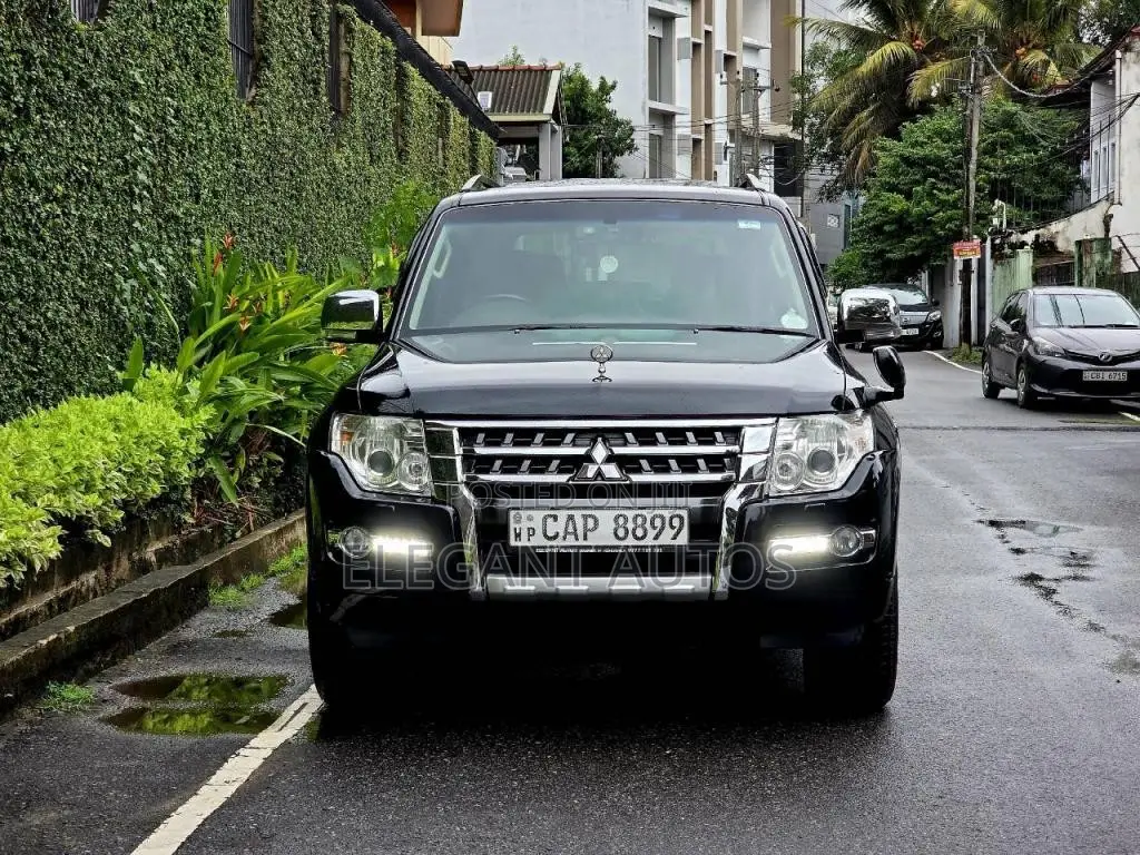 Mitsubishi Montero 2015 SUV (Used)