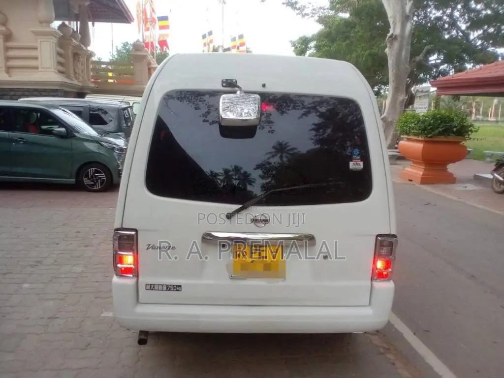 Nissan Vanette 2002 Van (Used)