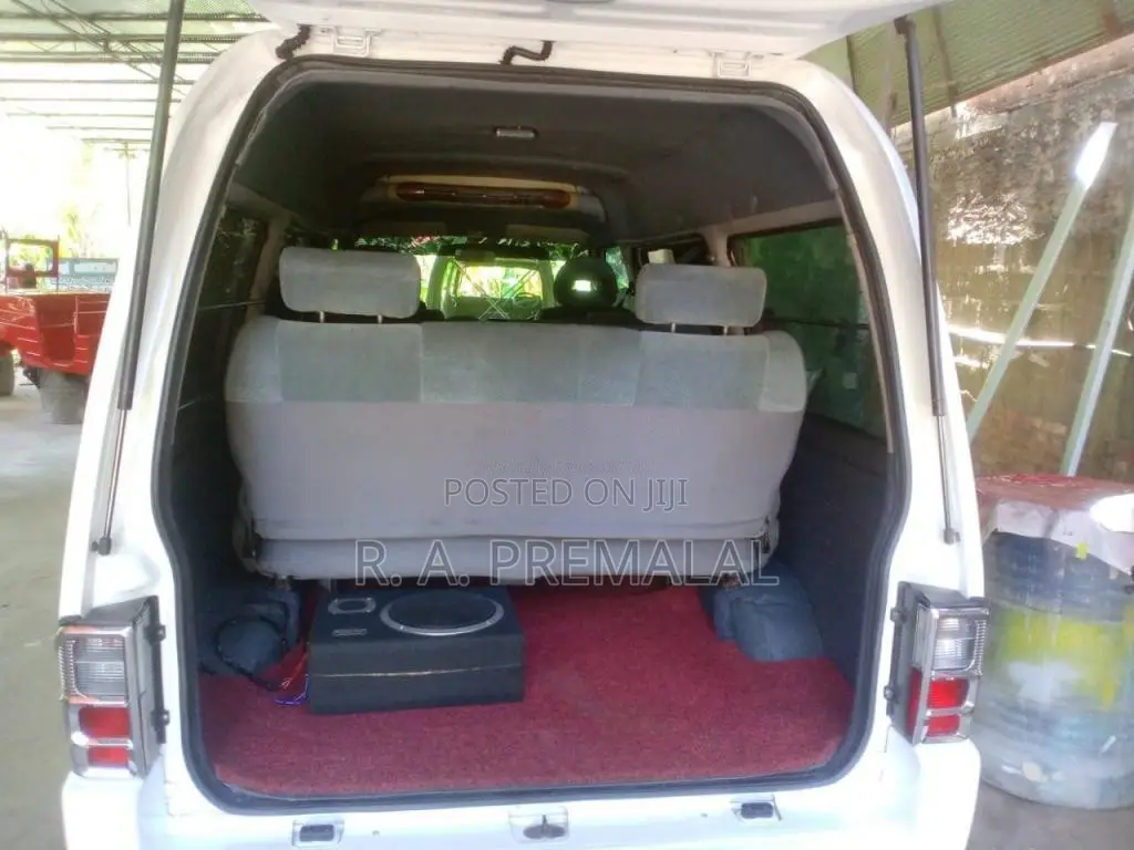 Nissan Vanette 2002 Van (Used)