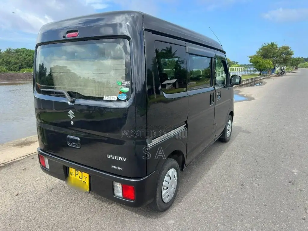 Suzuki Every DA17 2019 Van (Used)