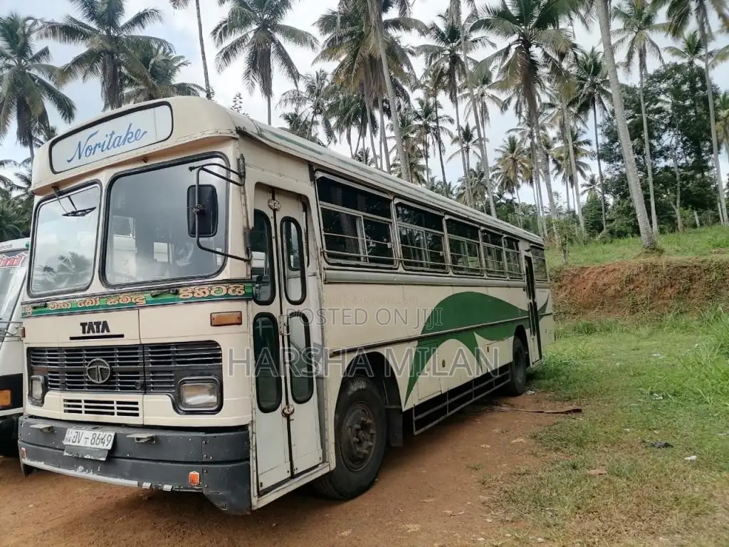 Tata Camins 2005 Bus (Used)