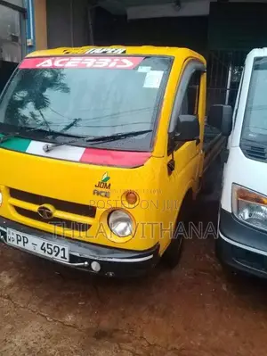 Tata Dimo Batta 2010 Lorry (Used)