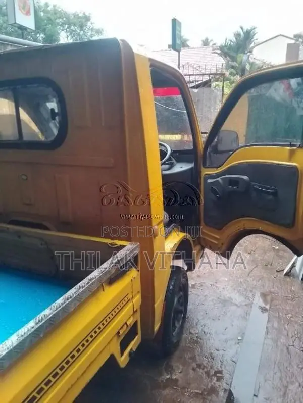 Tata Dimo Batta 2010 Lorry (Used)