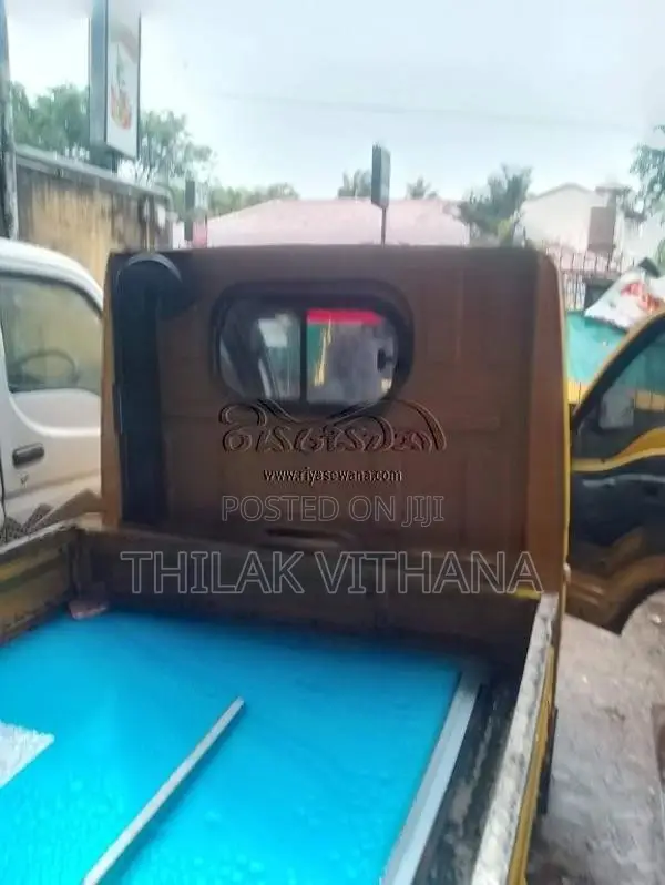 Tata Dimo Batta 2010 Lorry (Used)