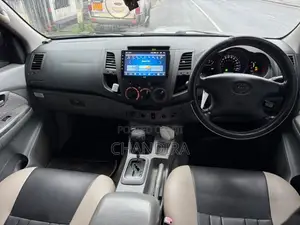Toyota Hilux 2007 Pickup (Used)