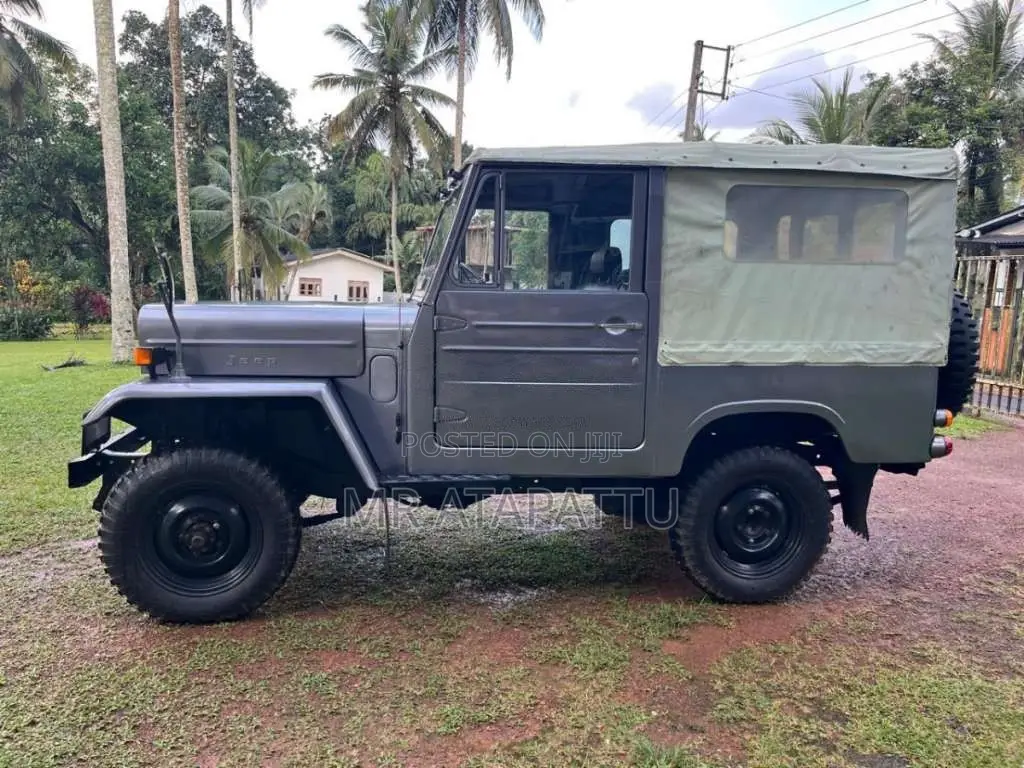 Mitsubishi 4DR5 1981 SUV (Used)