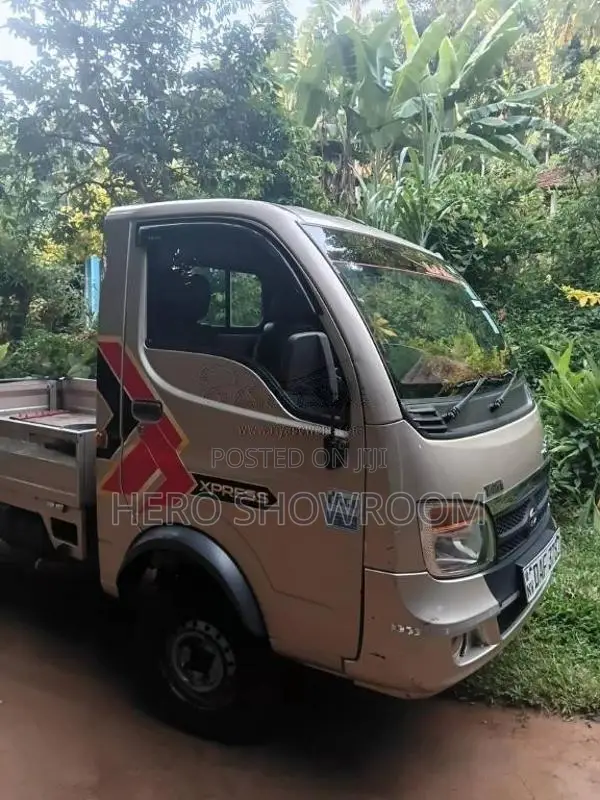 Tata ExPRESS 2016 Lorry (Used)