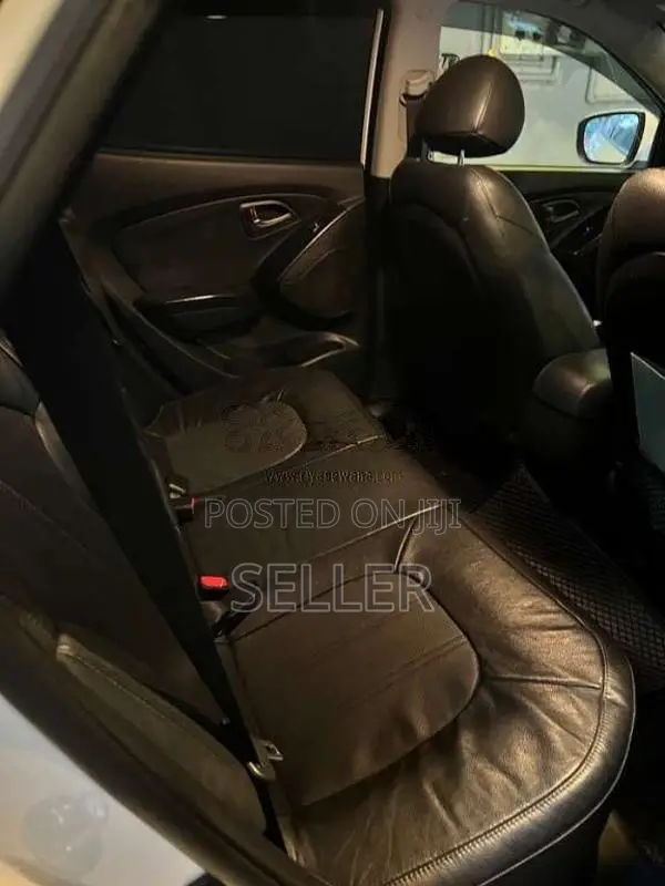 Hyundai Tucson Premium 2014 SUV (Used)