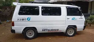 Mitsubishi L300 1986 Van (Used)