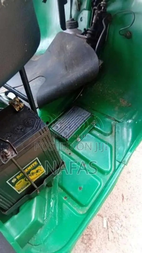Bajaj 4 Stroke 2007 Three Wheel (Used)