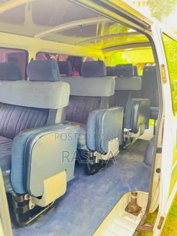 Toyota Hiace Shell 1989 Van (Used)