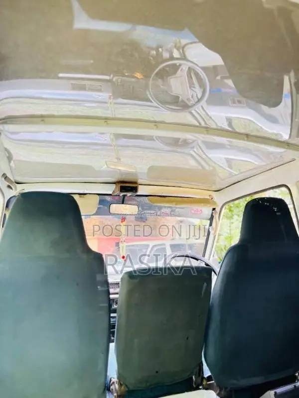 Toyota Hiace Shell 1989 Van (Used)