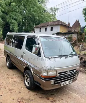 Toyota HIACE 1996 Van (Used)