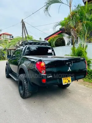 Mitsubishi L200 2012 Pickup (Used)