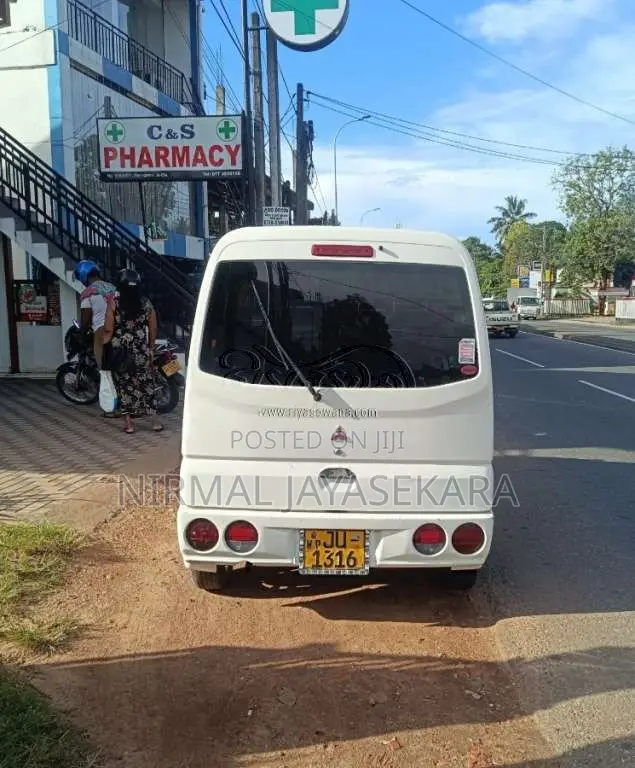 Mitsubishi MiniCab 1999 Van (Used)