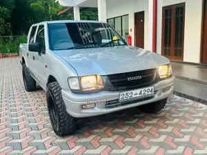 Isuzu 4wd 1998 Pickup (Used)