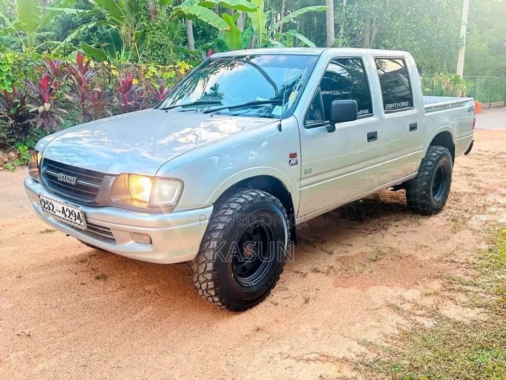 Isuzu 4wd 1998 Pickup (Used)