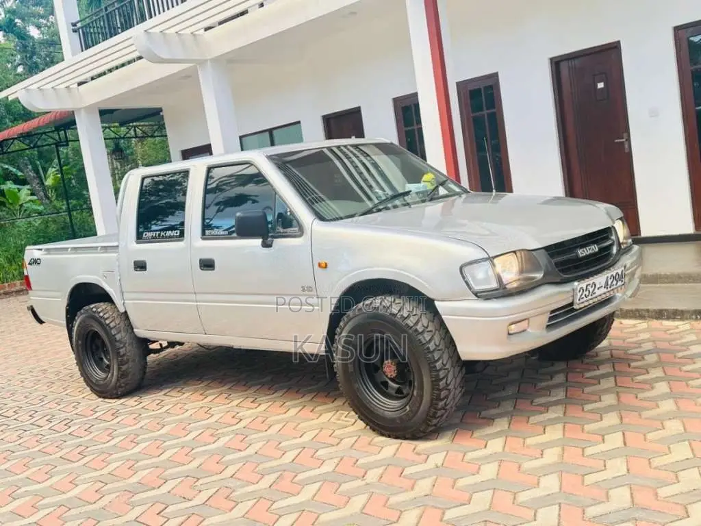 Isuzu 4wd 1998 Pickup (Used)
