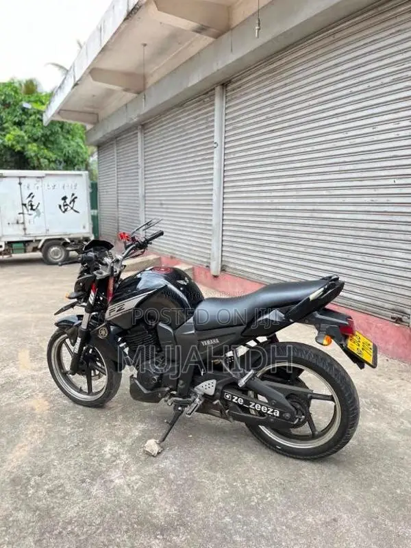 Yamaha FZ 2015 Motorbike (Used)
