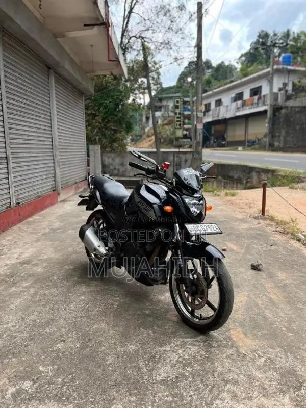 Yamaha FZ 2015 Motorbike (Used)