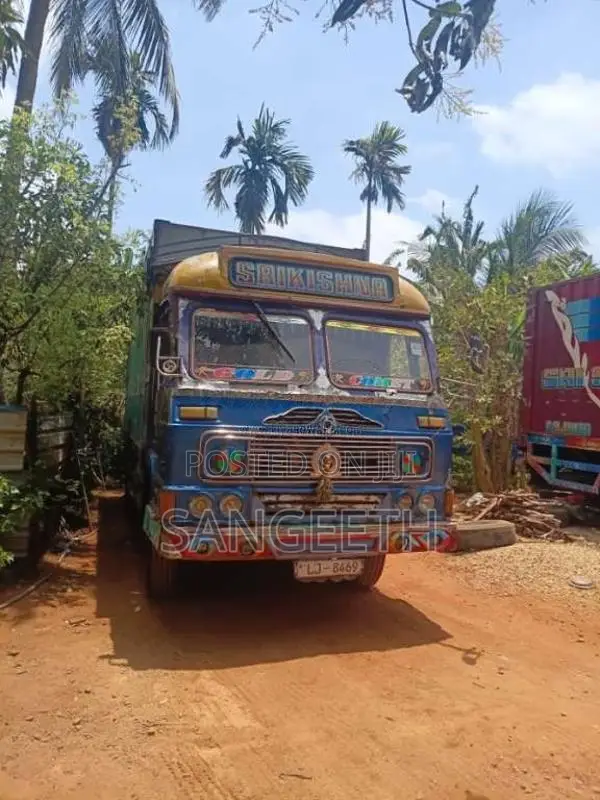 Ashok-Leyland 1613 2010 Lorry (Used)
