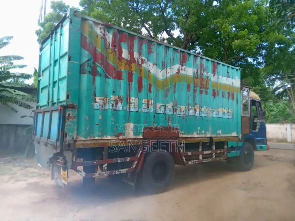 Ashok-Leyland 1613 2010 Lorry (Used)