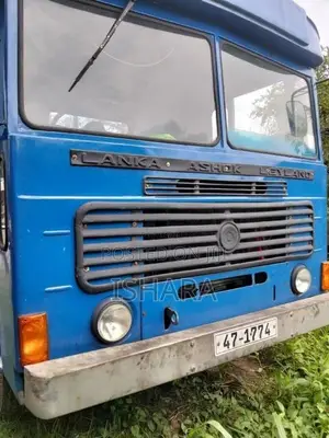 Ashok-Leyland Comet 1997 Lorry (Used)