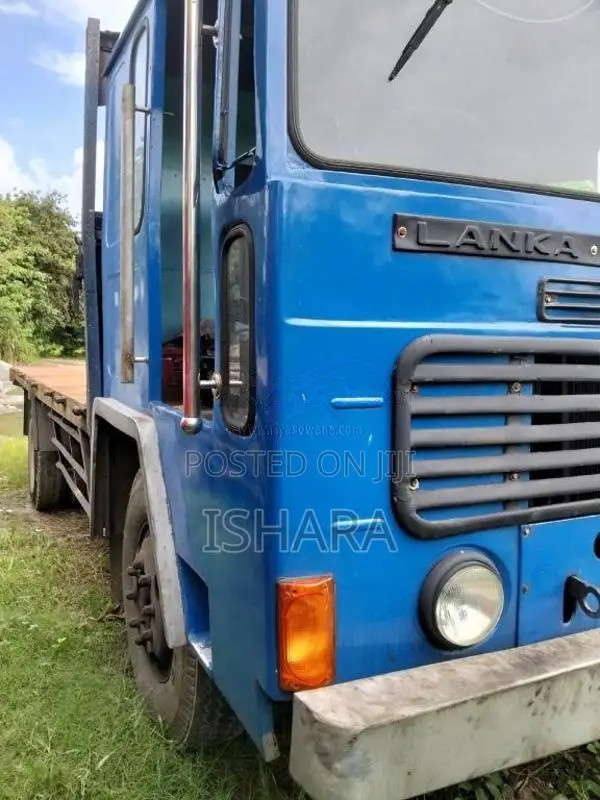 Ashok-Leyland Comet 1997 Lorry (Used)