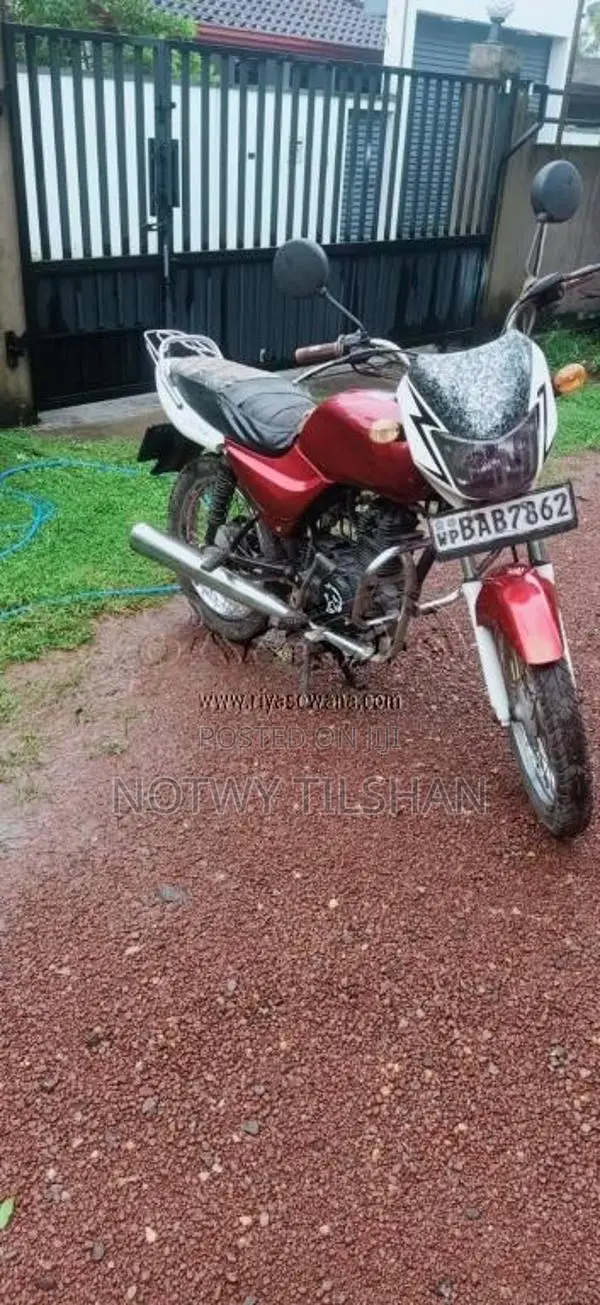 Bajaj CT-100 2012 Motorbike (Used)
