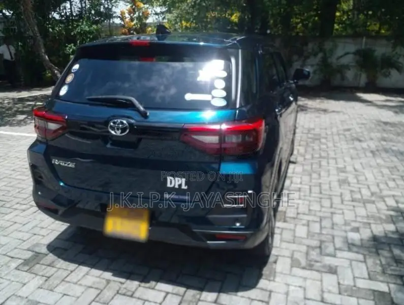 Toyota Raize 2020 SUV (Used)