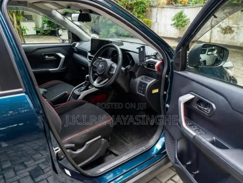 Toyota Raize 2020 SUV (Used)