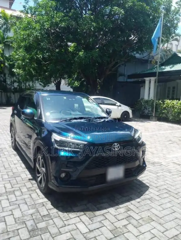 Toyota Raize 2020 SUV (Used)