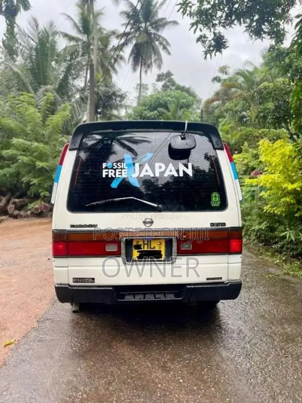 Nissan Caravan 1998 Van (Used)