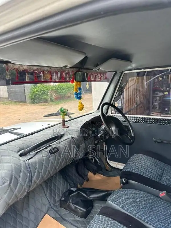 Mahindra Bolero Maxi Truck 2012 Pickup (Used)