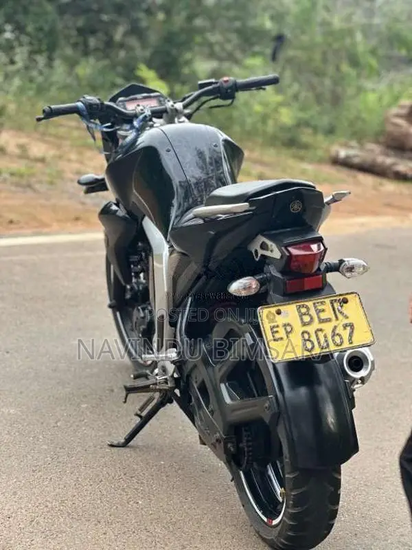 Yamaha FZ Version 2.0 2019 Motorbike (Used)