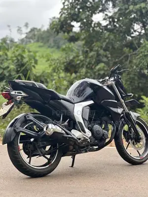 Yamaha FZ Version 2.0 2019 Motorbike (Used)