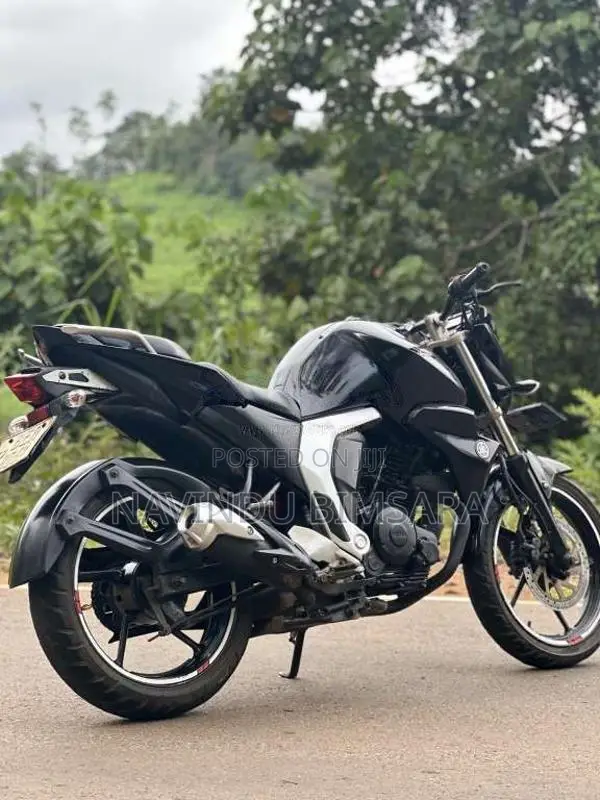 Yamaha FZ Version 2.0 2019 Motorbike (Used)