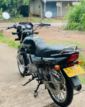 Bajaj CT-100 2012 Motorbike (Used)