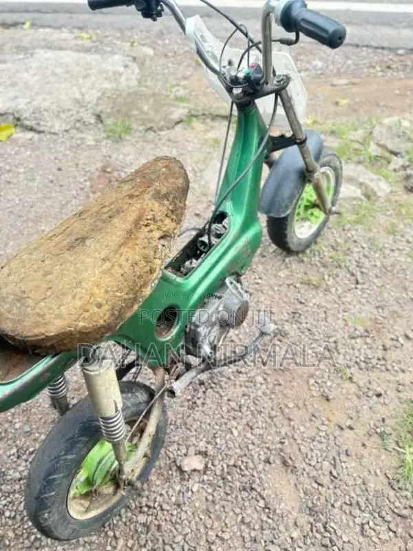 Honda Chalyy 2000 Motorbike (Used)
