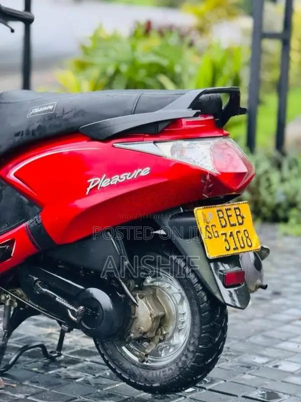 Hero Pleasure 2016 Motorbike (Used)