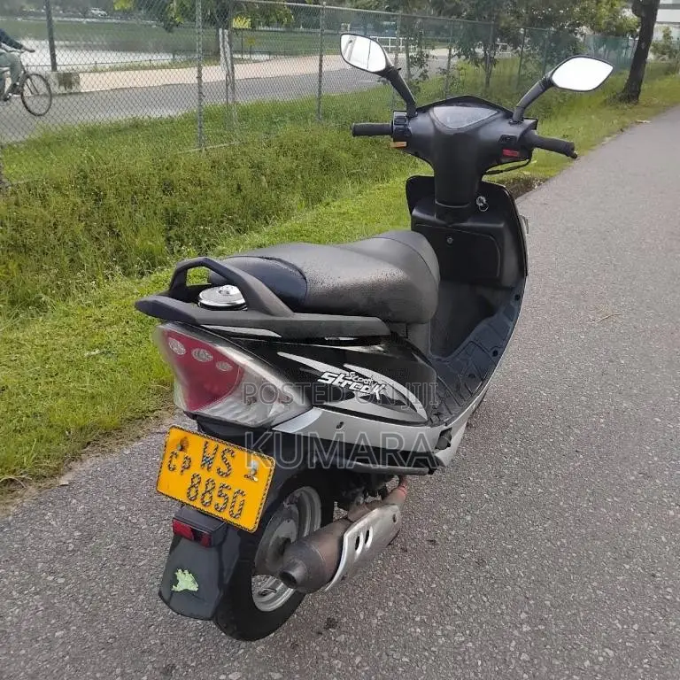 TVS Scooty Streak 2011 Motorbike (Used)
